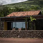 شاليه Casas Do Amarelo *