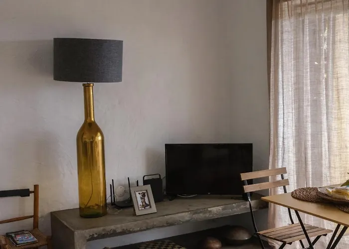 Casas Do Amarelo * Sao Mateus (Pico island)